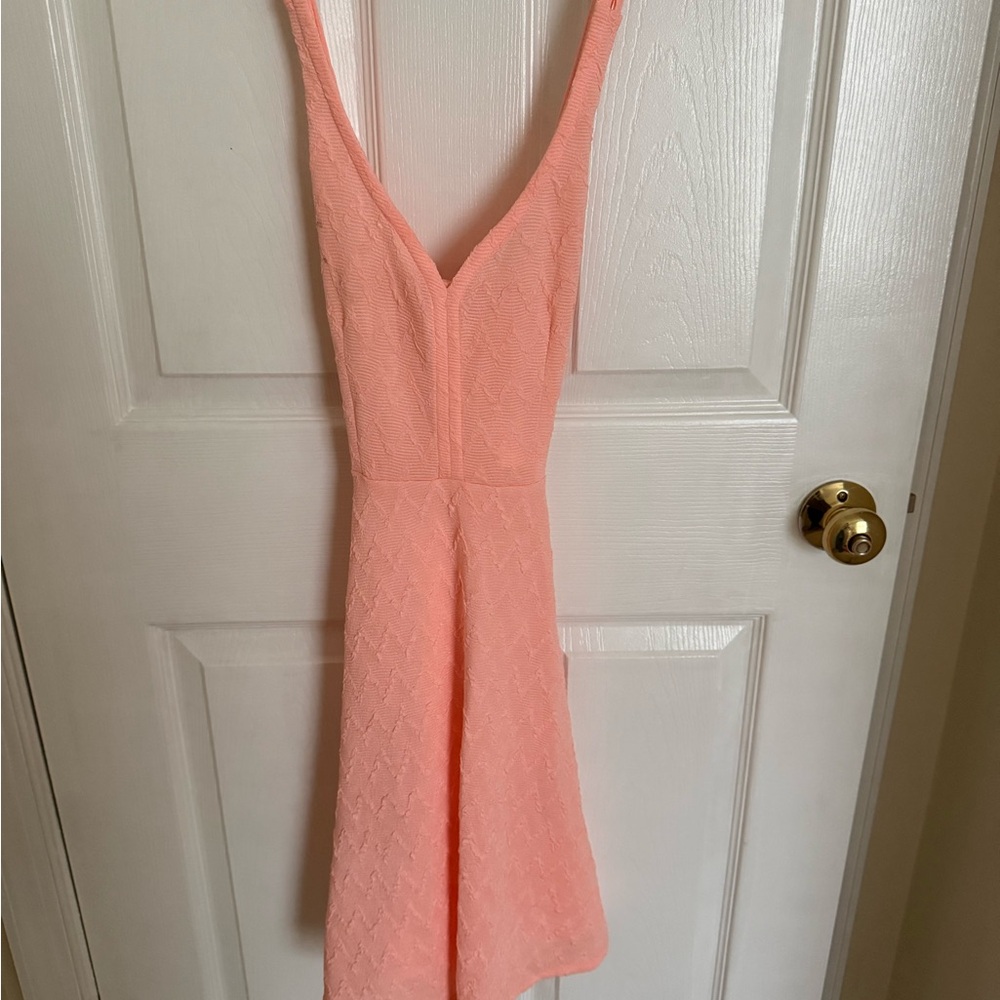 Elegant Pink Sleeveless Dress